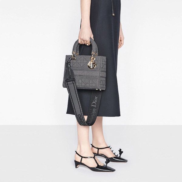 新作!★レディディオール D-ライト 偽物 ミディアムバッグ★M0565OTGY_M932